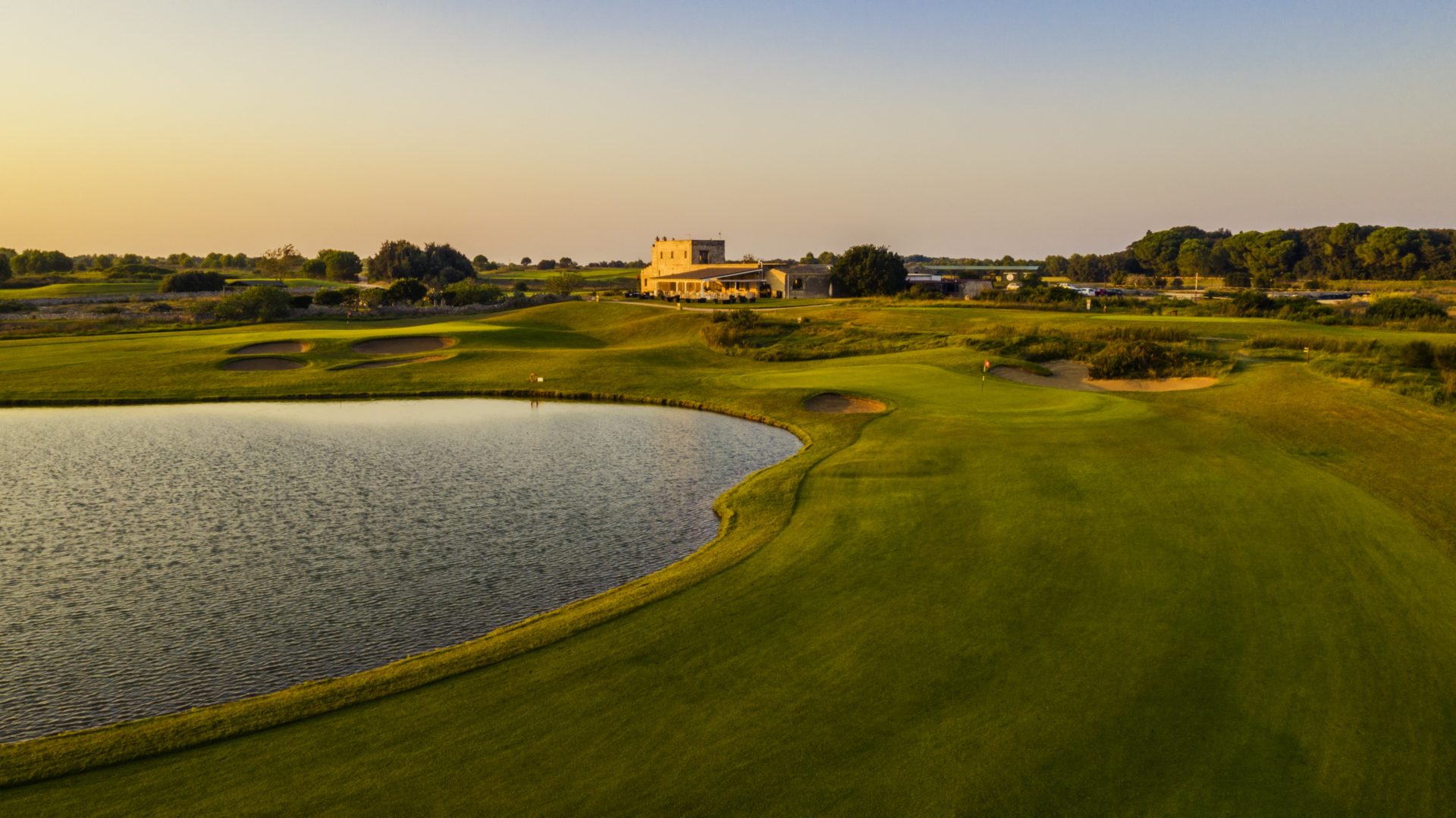 Acaya Golf